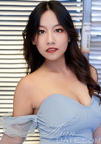Gorgeous profiles pictures: shuhan(Selena) from Kunming, Thai member for romantic companionship