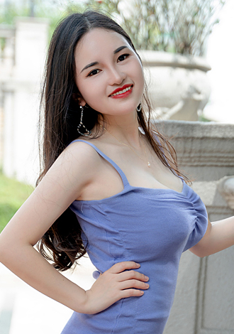 Gorgeous profiles pictures: pretty Asian Member Juan from Shenzhen