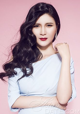 Gorgeous profiles pictures: pretty Thai member Bingbing from Beihai