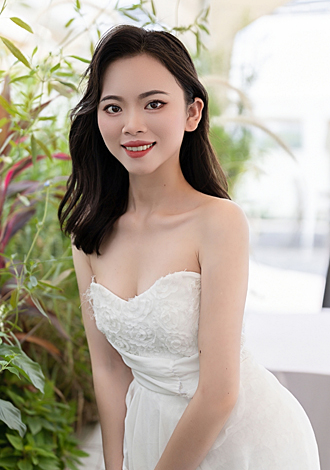 Date the member of your dreams: perfect member qilan from Hong Kong